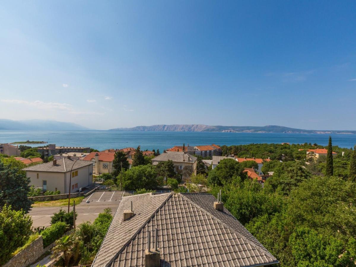 Apartments Lavarin Novi Vinodolski Bagian luar foto