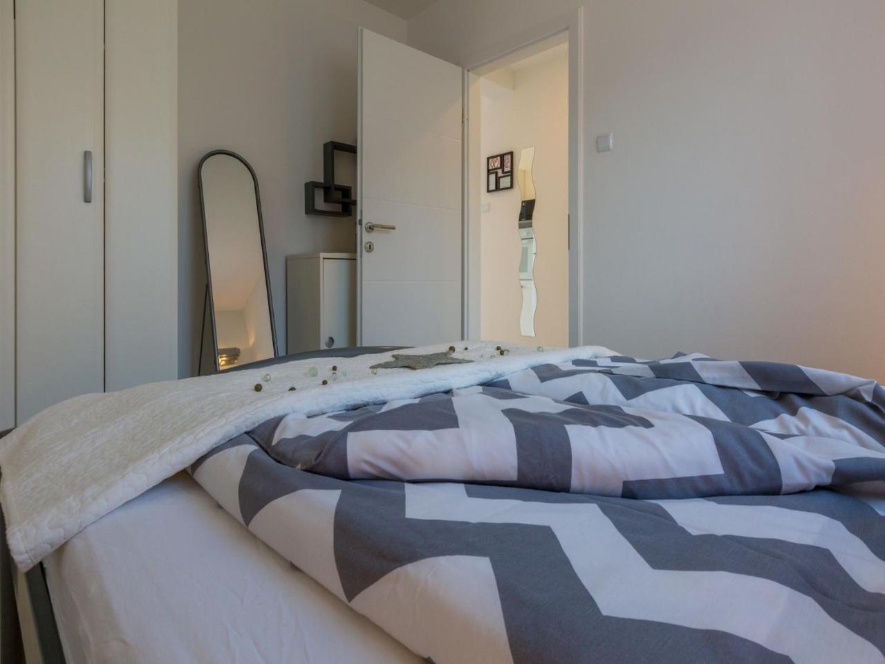 Apartments Lavarin Novi Vinodolski Bagian luar foto